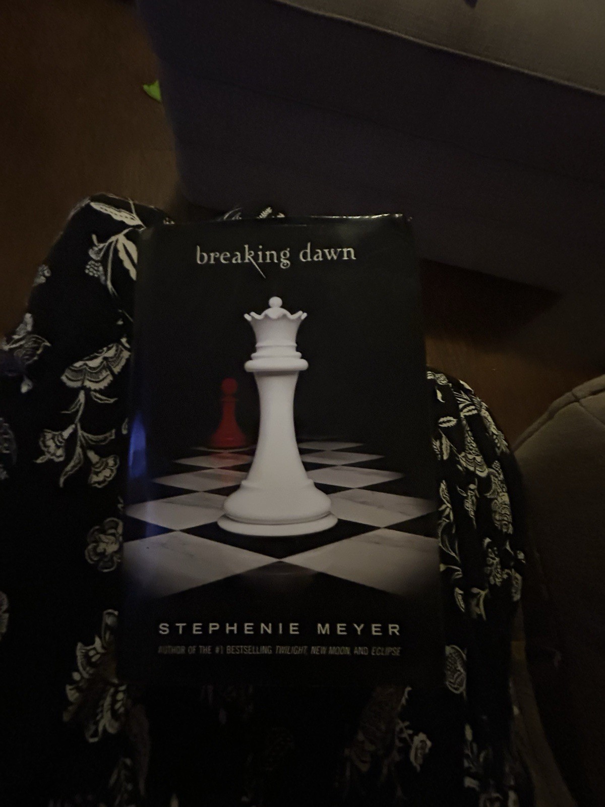 Stephenie Meyer Twilight Saga Collection Paperback And Hardcover