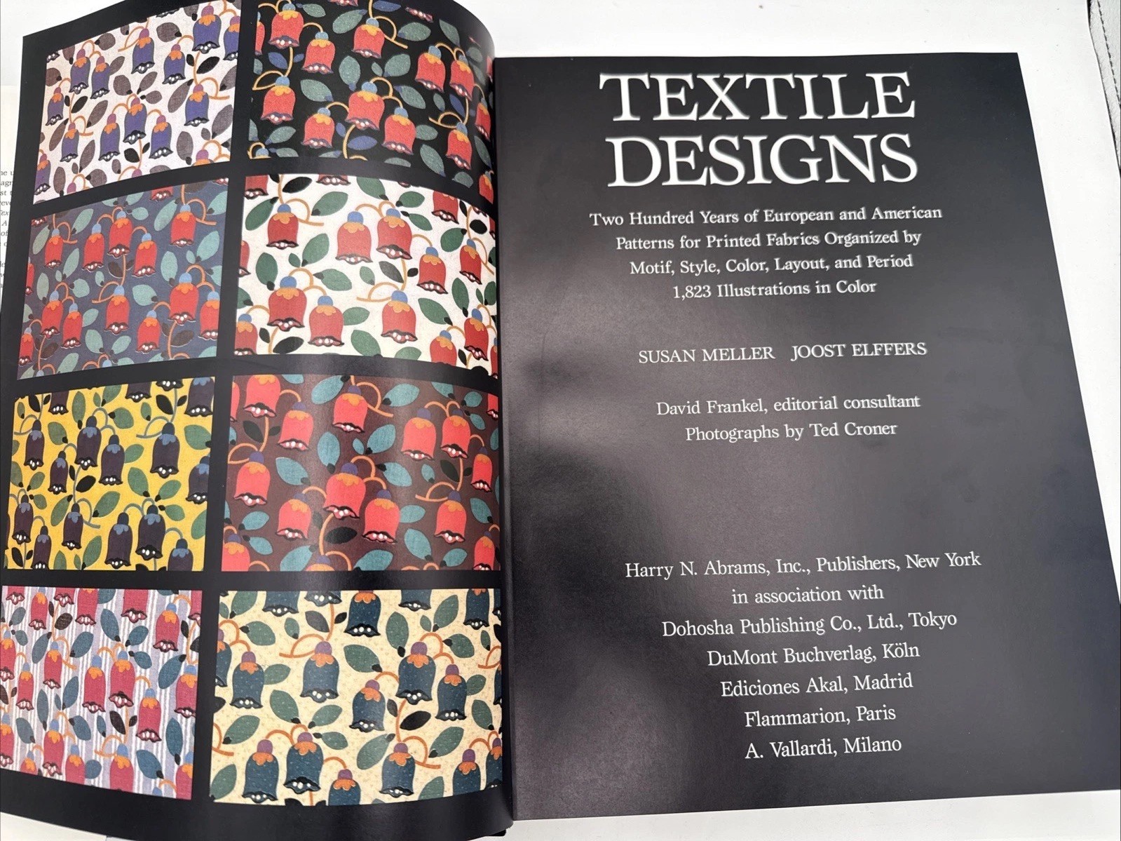 Textile Designs 200 Years Susan Meller and Joost Elffers C 1991 Beautiful Book