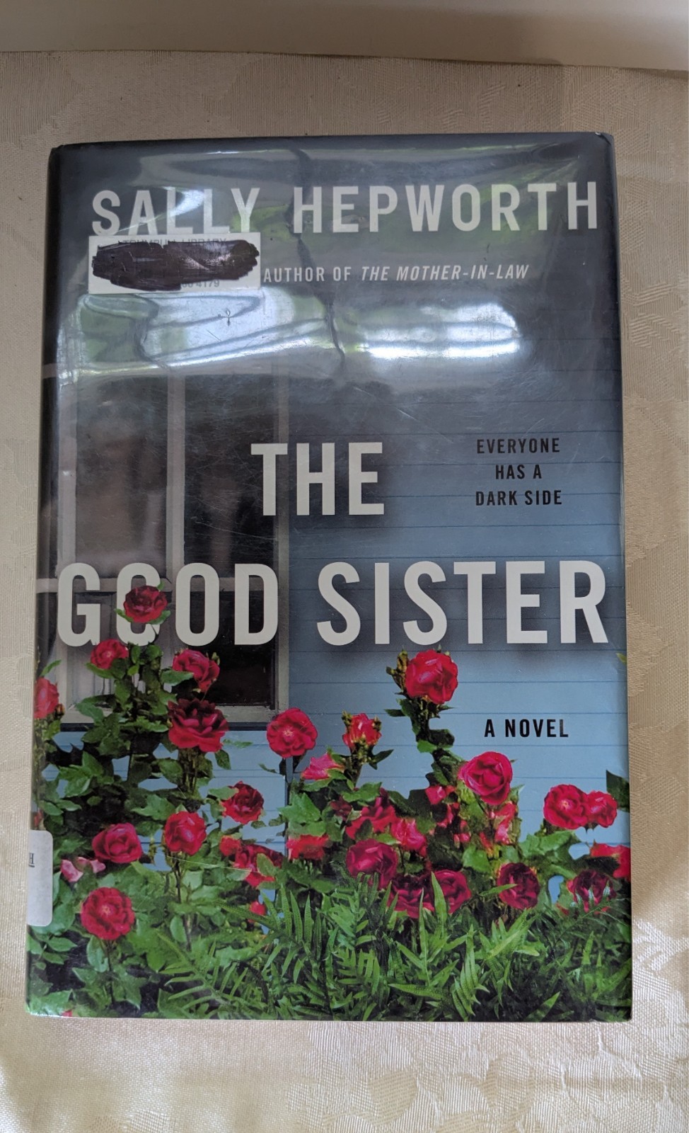 The Good Sister: A Novel – Sally Hepworth, 1250875161, paperback
