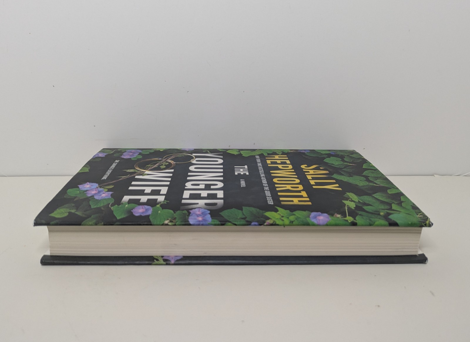 Sally Hepworth, The Younger Wife: A Novel, HC, DJ, 2022