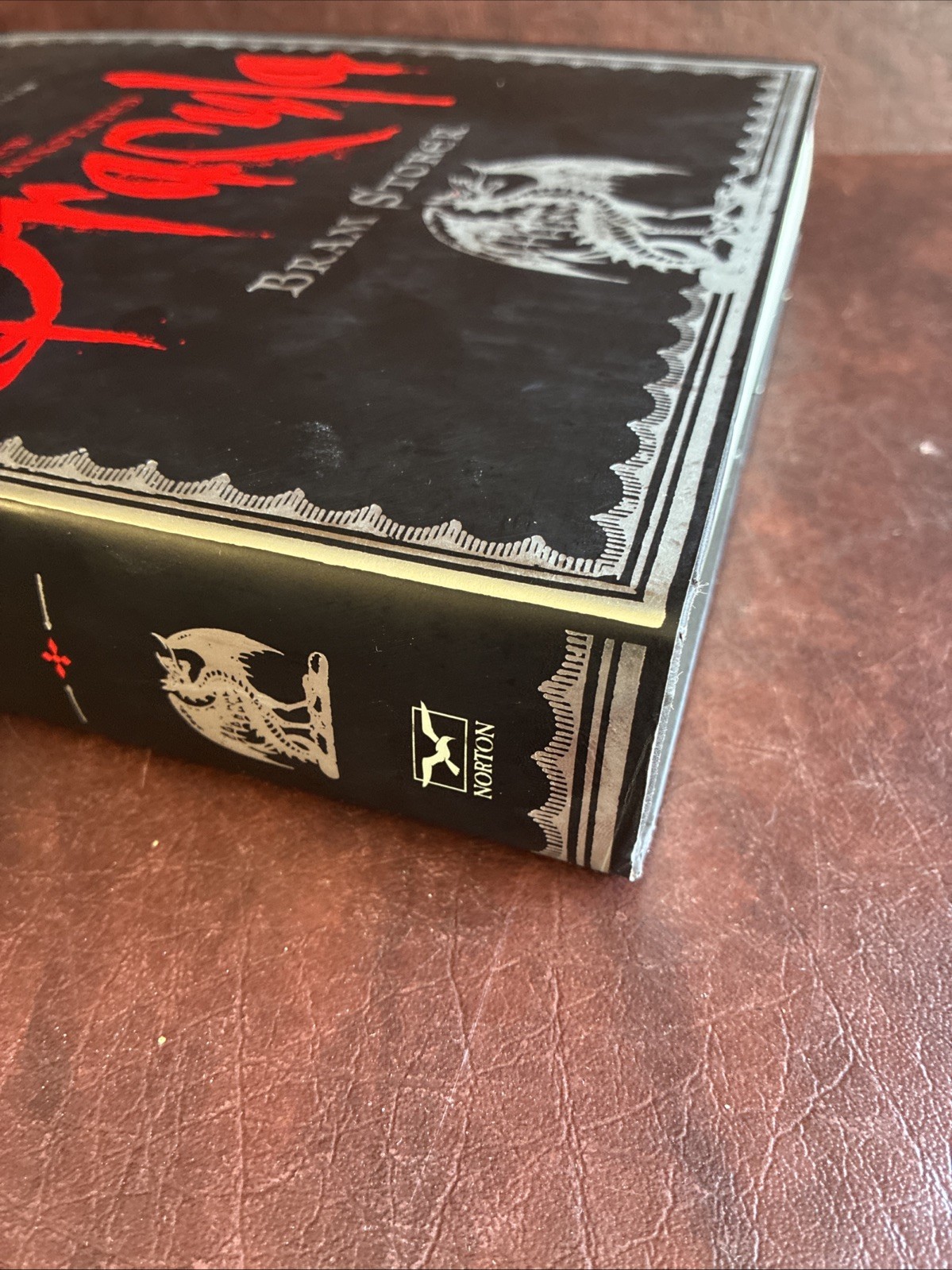 The New Annotated Dracula Bram Stoker – 2008 1st Edition Hardcover – Neil Gaiman