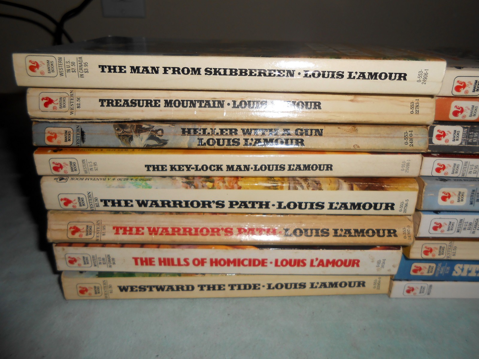 Louis Lamour Western Action Adventure Lot of 17 Paperback books 1971-1990