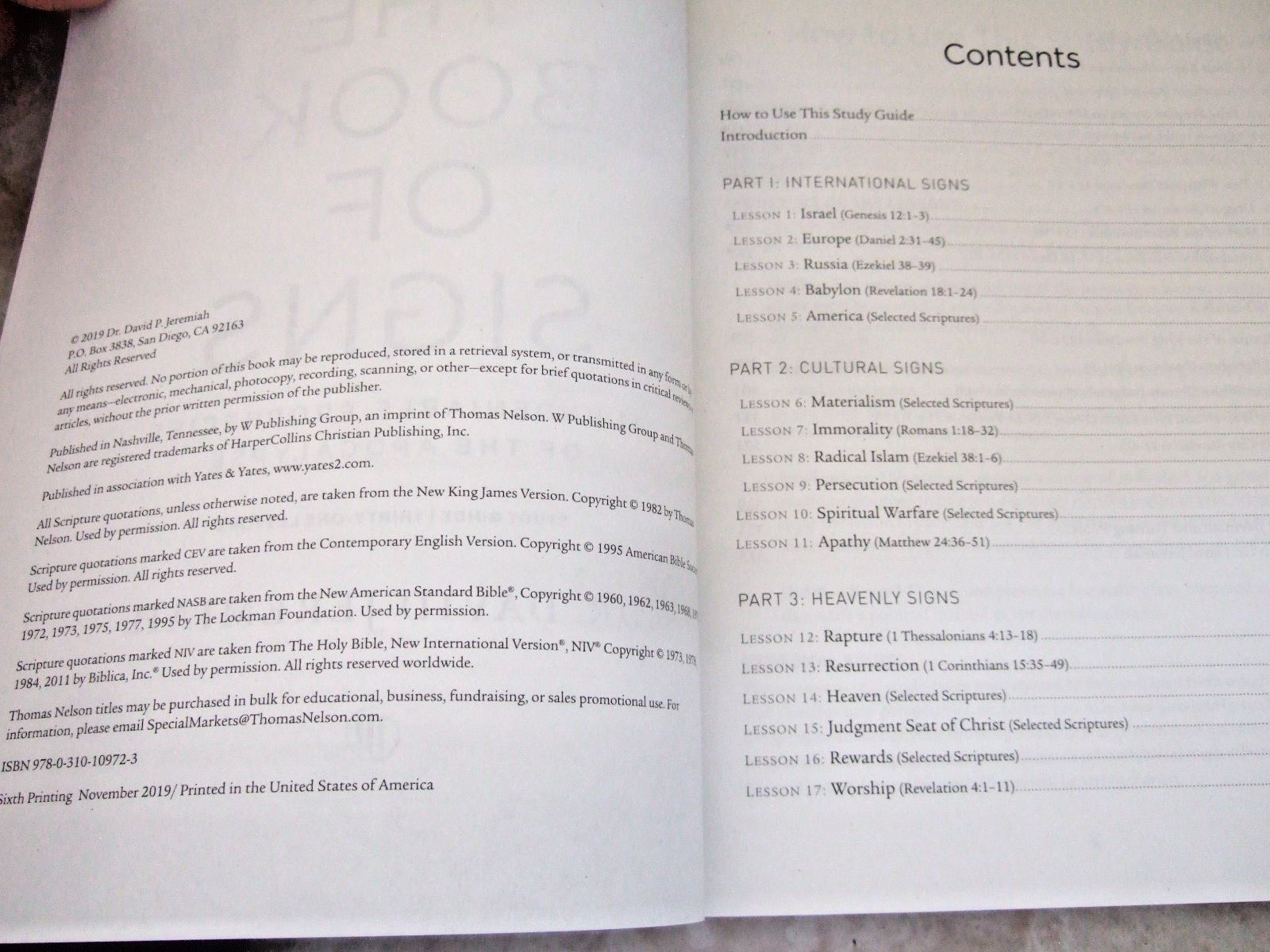 DR. DAVID JEREMIAH HC BOOK, STUDY GUIDES 1&3 + 31 LESSONS THE BOOK OF SIGNS