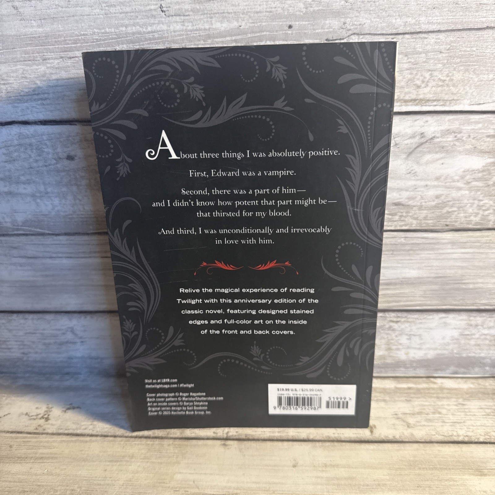 New! Twilight, The Twilight Saga, 20th Anniversary Ed. Paperback Sprayed Edges