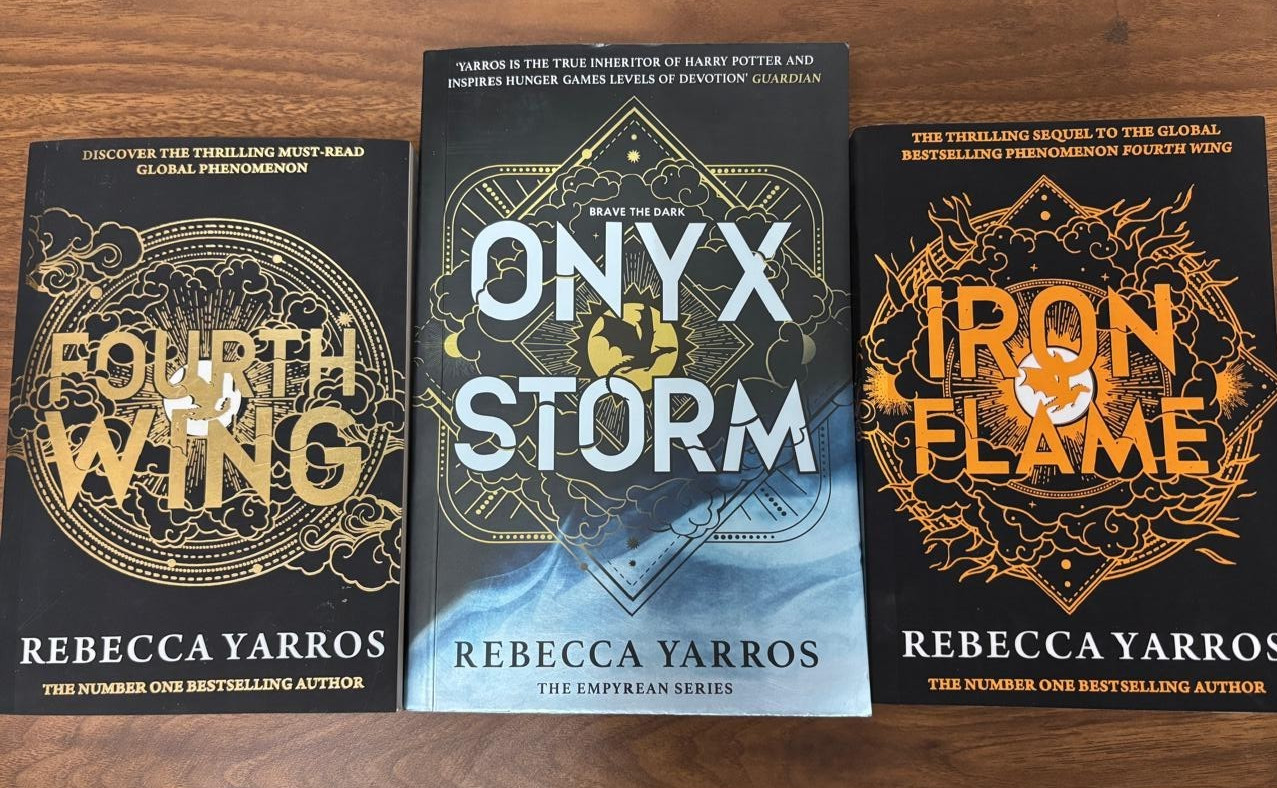 Onyx Storm + Iron Flame + Fourth wing by Rebecca Yarros Paperback and English