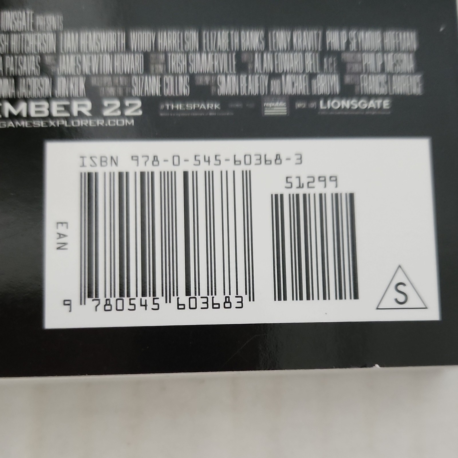 Suzanne Collins Hunger Games Trilogy Paperback: Hunger Games, Catching Fire