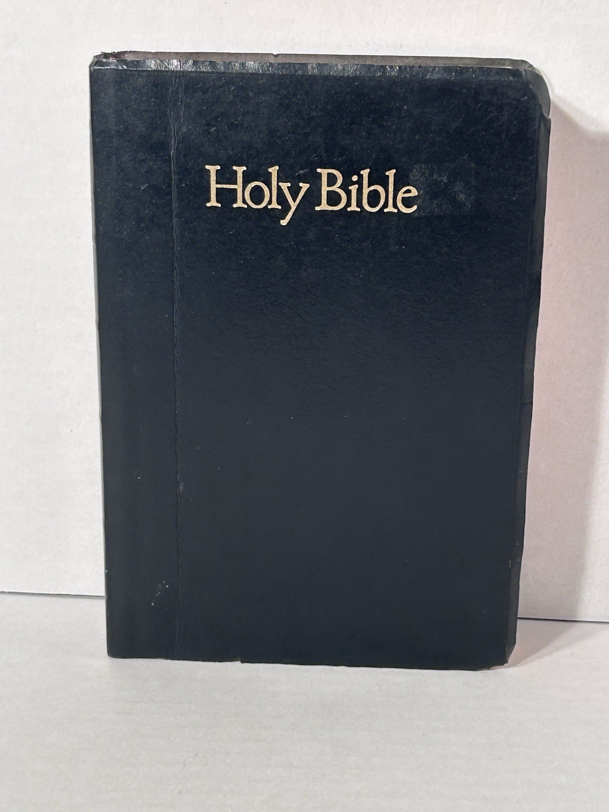 Holy Bible King James Version Regency 162M Red Letter