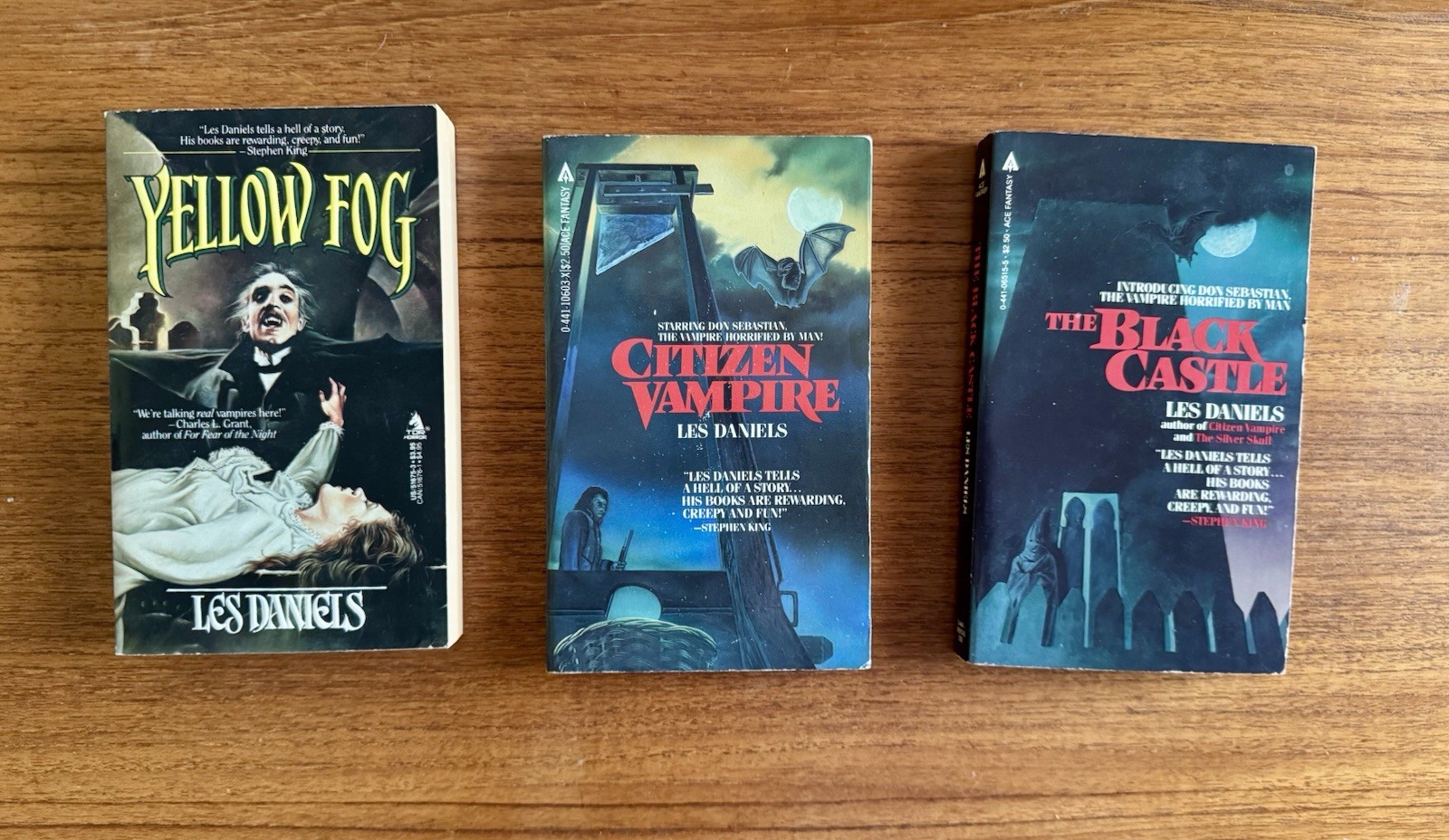 VAMPIRE Dracula PAPERBACK Book LOT Horror PN ELROD Les Daniels DAN SIMMONS++