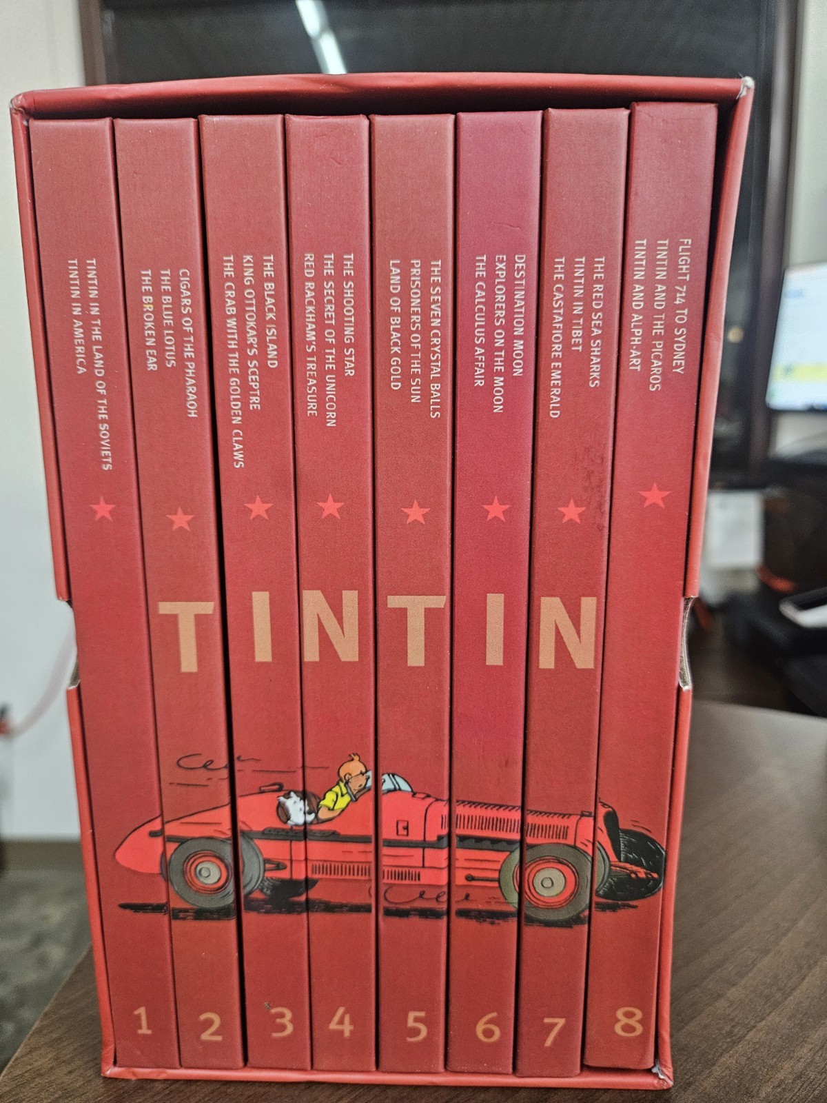 The Complete Adventures Of Tintin Collection 8 Books Box Gift Set By Herge NEW
