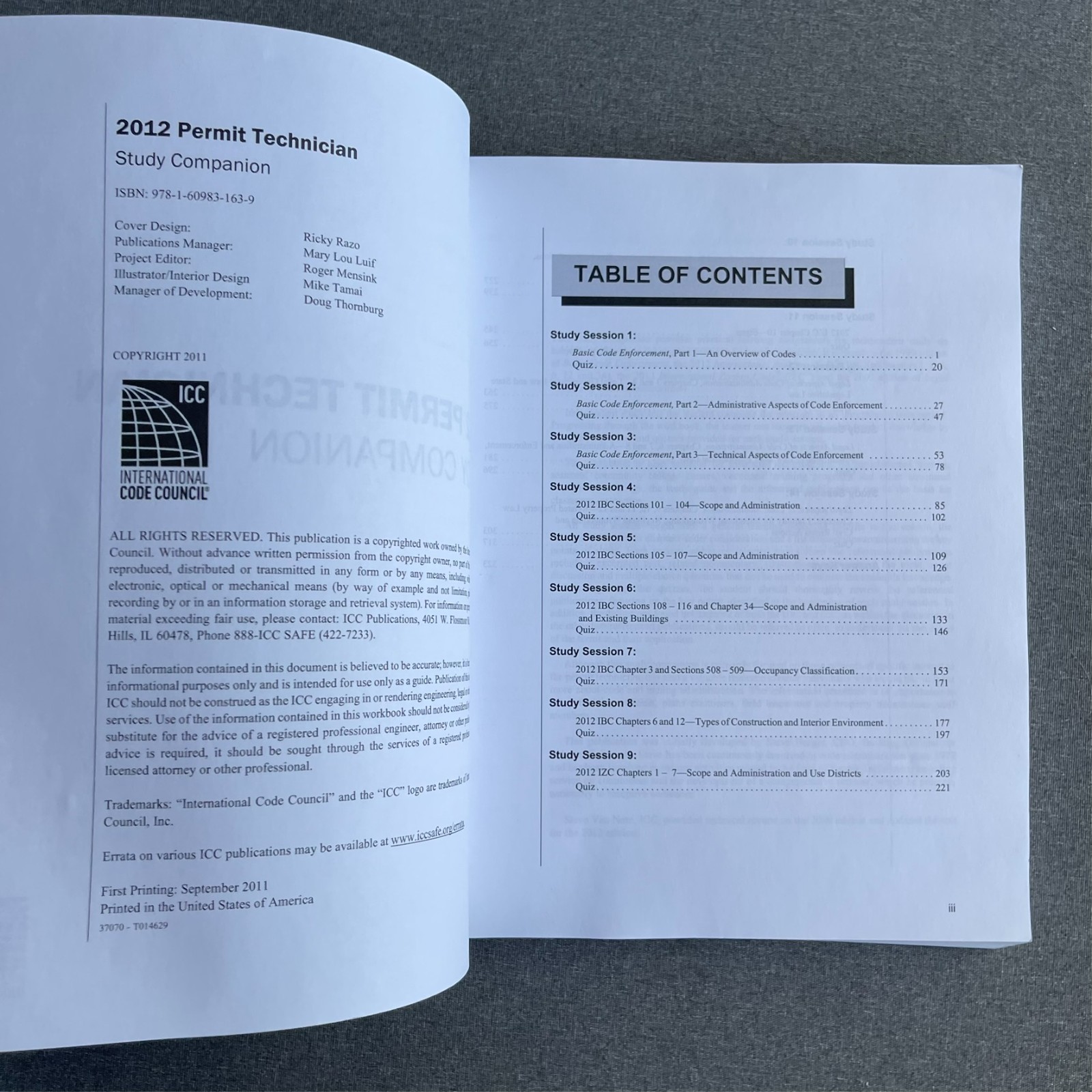 2012 Permit Techician Study Companion by ICC and Study Sessions Paperback