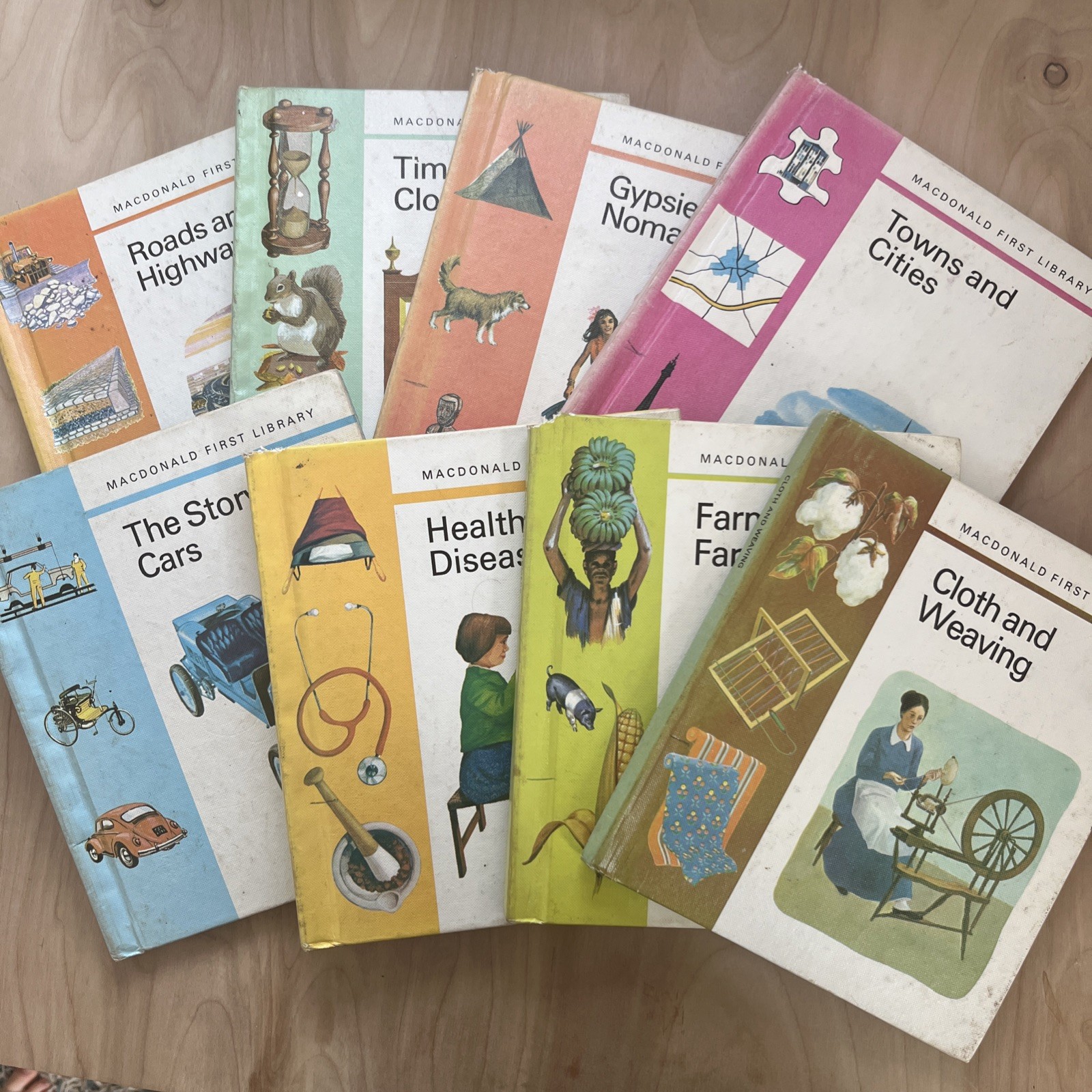 Macdonald First Library United Kingdom Lot Of 8 1975 Children’s Books EUC